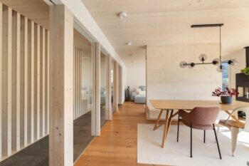 Modernes Holzhaus EG